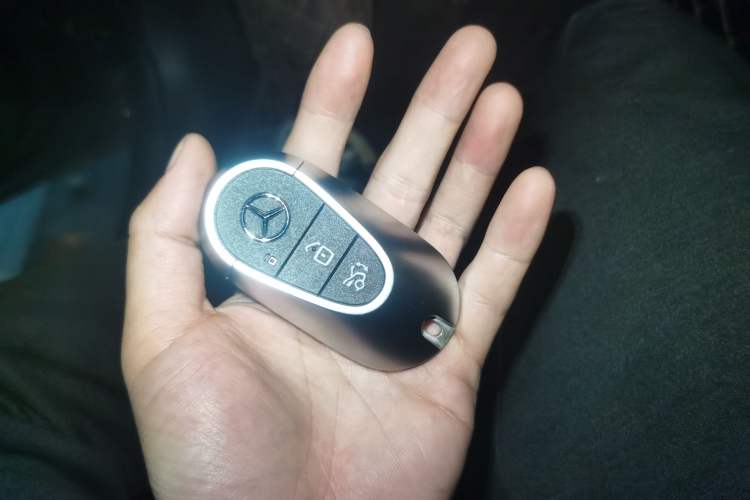 Used Mercedes-Benz C-Class 2023 Second Facelift C 260 L Sport Edition Vehicle Key