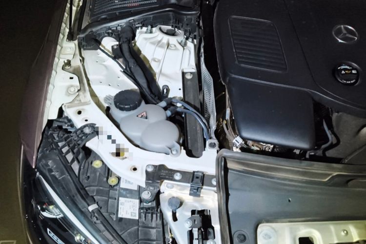 Used Mercedes-Benz C-Class 2023 C 200 L Sport Edition Engine Bay Right