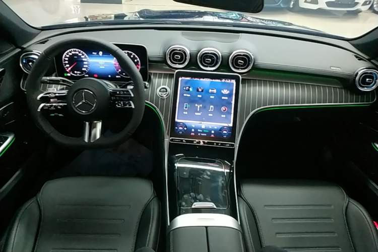 Used Mercedes-Benz C-Class 2023 C 260 L Sport Edition Center Console