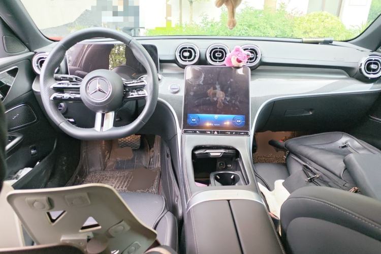 Used Mercedes-Benz C-Class 2023 Restyled C 260 L Sport Edition Center Console