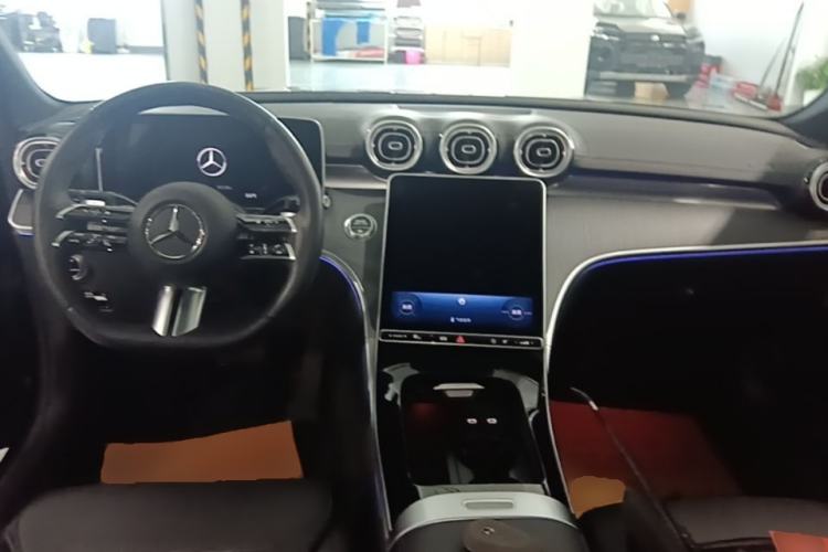Used Mercedes-Benz C-Class 2023 C 260 L Bright Night Sports Edition Center Console