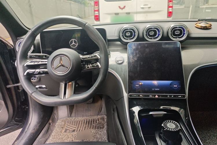 Used Mercedes-Benz C-Class 2023 Second Facelift C 260 L Sport Edition Center Console