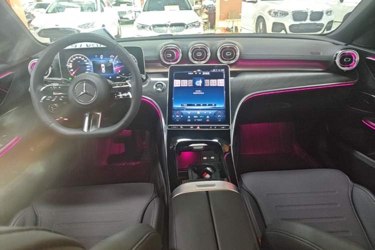 Used Mercedes-Benz C-Class 2023 Restyled C 260 L Sport Edition Center Console