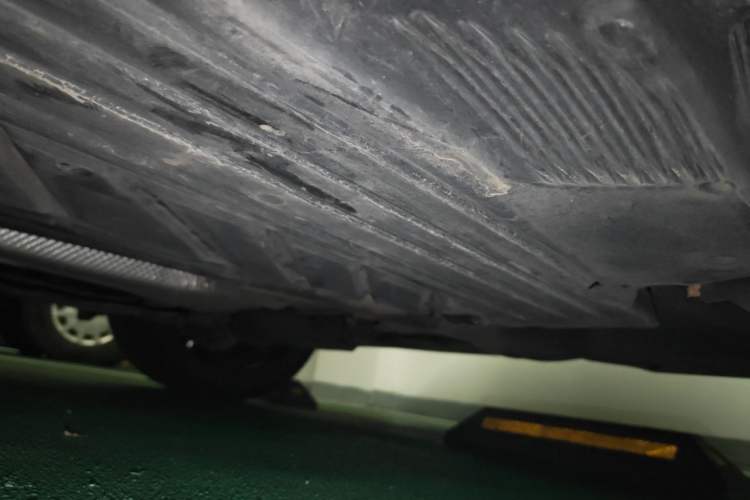 Used Mercedes-Benz C-Class 2023 C 260 L Bright Night Sports Edition Chassis Front Right