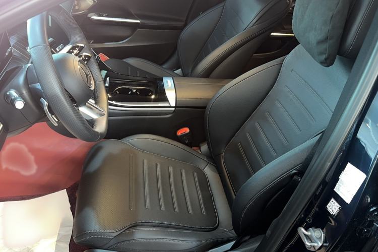 Used Mercedes-Benz C-Class 2023 Restyled C 260 L Night Edition Sports Version Driver Seat