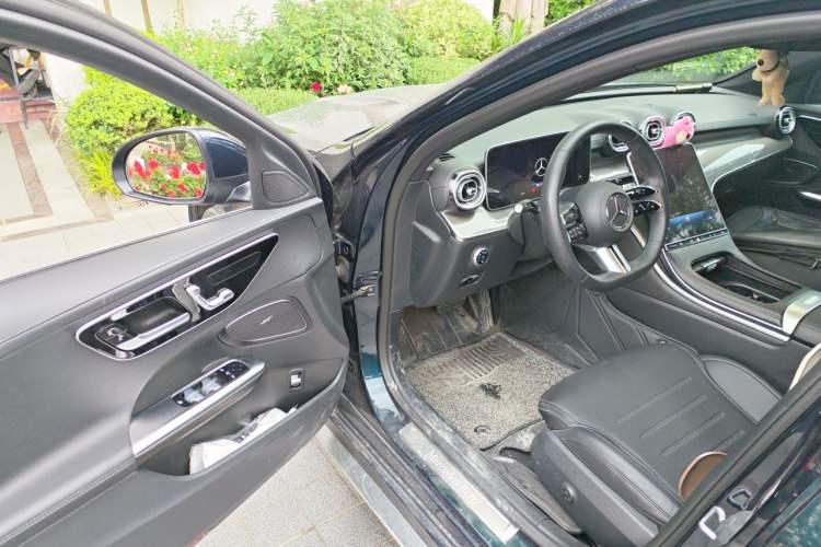 Used Mercedes-Benz C-Class 2023 Restyled C 260 L Sport Edition Driver Seat