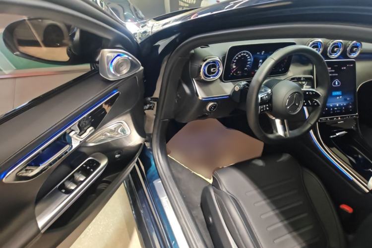 Used Mercedes-Benz C-Class 2023 C 260 L Bright Night Sports Edition Driver Seat