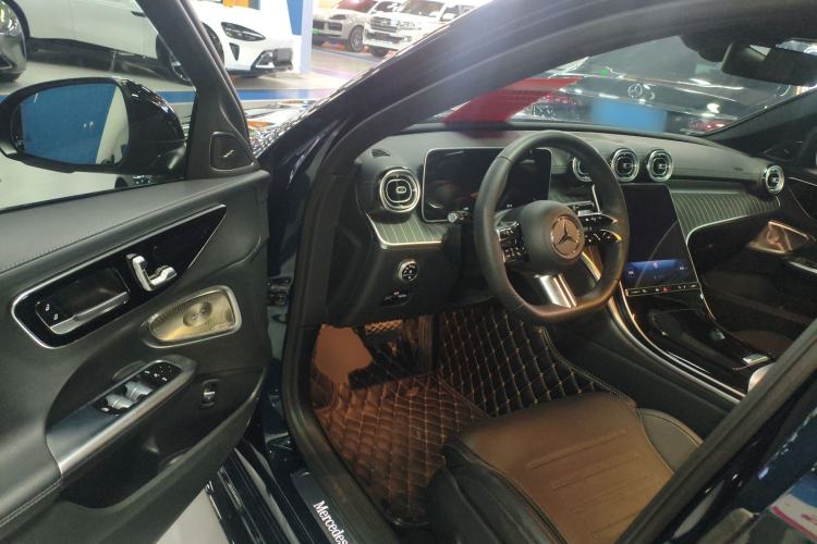 Used Mercedes-Benz C-Class 2023 C 260 L Bright Night Sports Edition Driver Seat