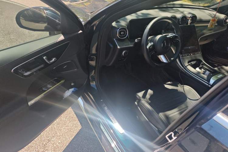 Used Mercedes-Benz C-Class 2023 Second Facelift C 260 L Sport Edition Driver Seat