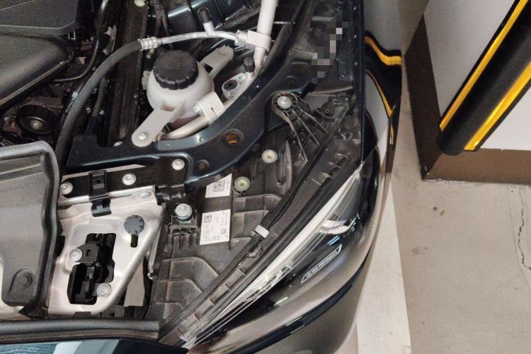 Used Mercedes-Benz C-Class 2023 C 260 L Sport Edition Engine Bay Left