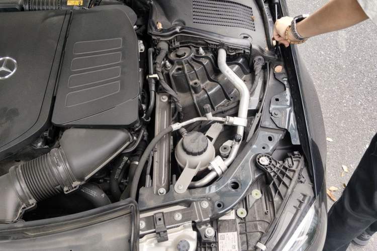 Used Mercedes-Benz C-Class 2023 Second Facelift C 260 L Engine Bay Left