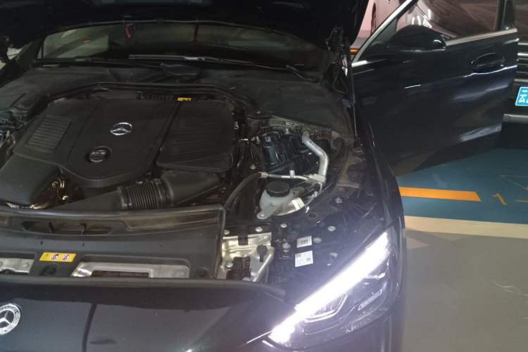 Used Mercedes-Benz C-Class 2023 C 260 L Engine Bay Left
