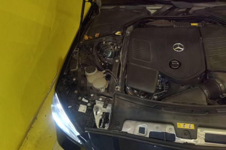 Used Mercedes-Benz C-Class 2023 C 200 L Sport Edition Engine Bay Right