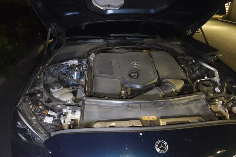 Used Mercedes-Benz C-Class 2023 C 260 L Sport Edition Engine Bay Right