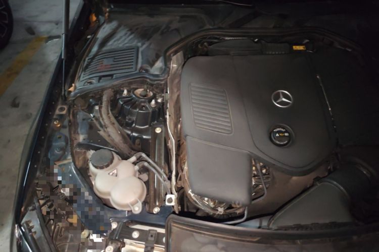 Used Mercedes-Benz C-Class 2023 C 200 L Sport Edition Engine Bay Right