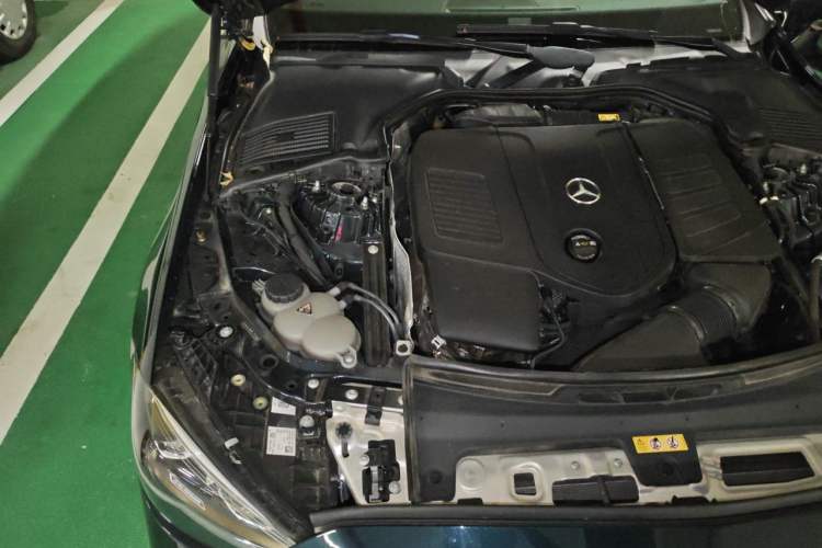 Used Mercedes-Benz C-Class 2023 C 260 L Bright Night Sports Edition Engine Bay Right
