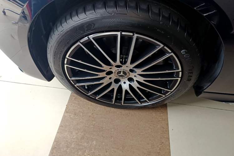 Used Mercedes-Benz C-Class 2023 C 200 L Sport Edition Exterior 2