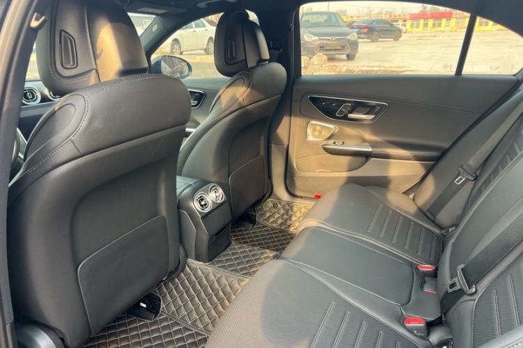 Used Mercedes-Benz C-Class 2023 Second Facelift C 260 L Starry Night Sports Edition Exterior 2