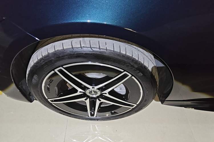 Used Mercedes-Benz C-Class 2023 C 260 L Bright Night Sports Edition Exterior 4