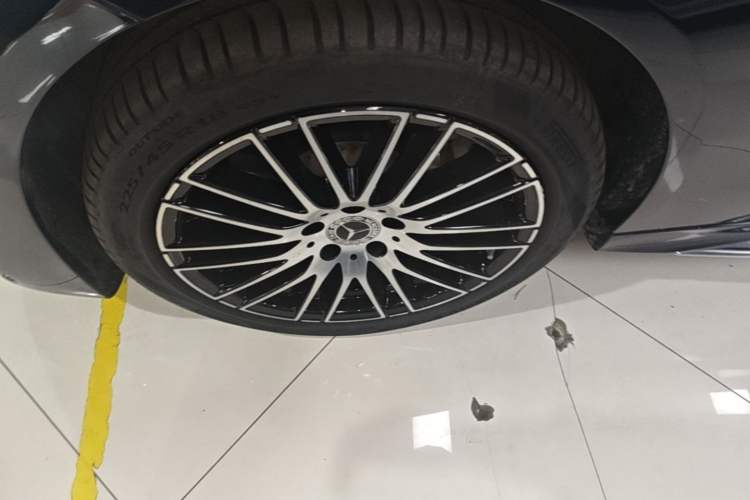 Used Mercedes-Benz C-Class 2023 Restyled C 260 L Sport Edition Exterior 4
