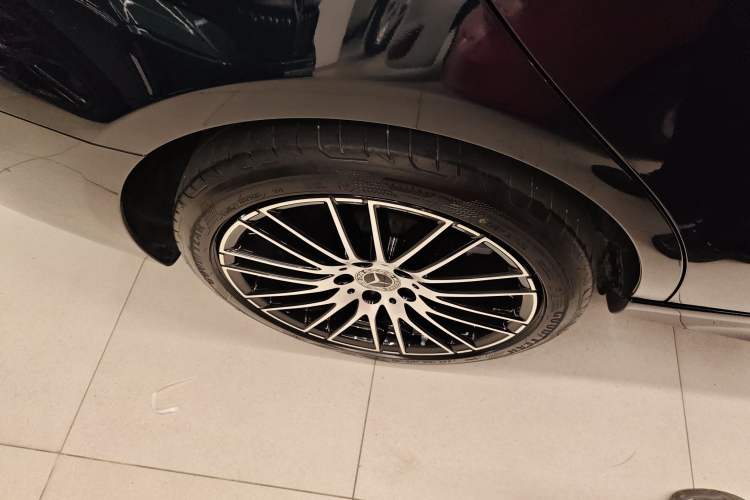Used Mercedes-Benz C-Class 2023 Restyled C 260 L Night Edition Sports Version Exterior 5
