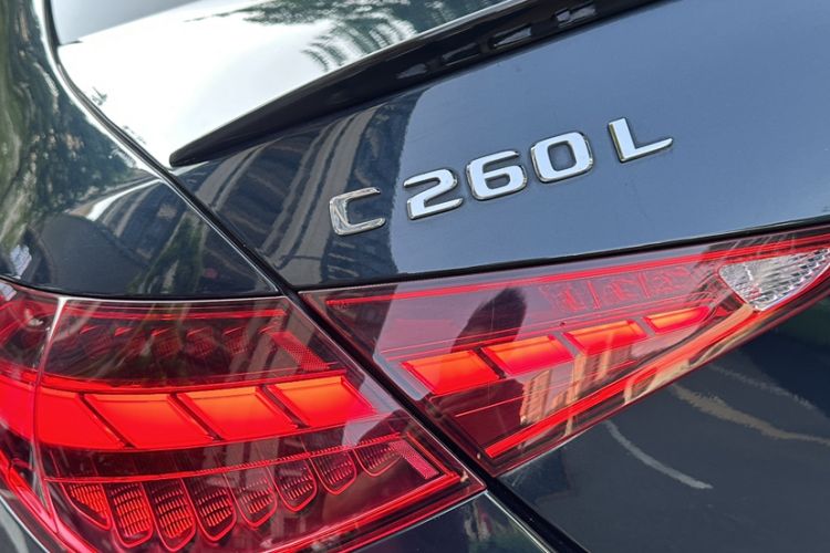 Used Mercedes-Benz C-Class 2023 Restyled C 260 L Sport Edition Exterior 9