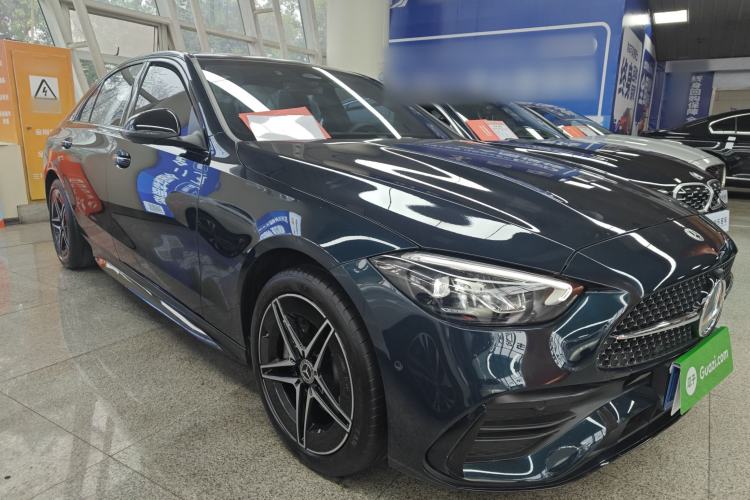 Used Mercedes-Benz C-Class 2023 Restyled C 260 L Night Edition Sports Version Front Right 45 Deg