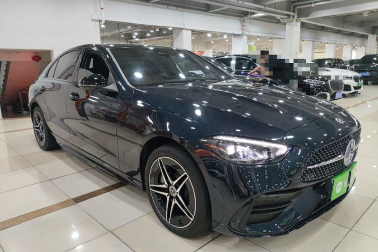 Used Mercedes-Benz C-Class 2023 Restyled C 260 L Night Edition Sports Version Front Right 45 Deg