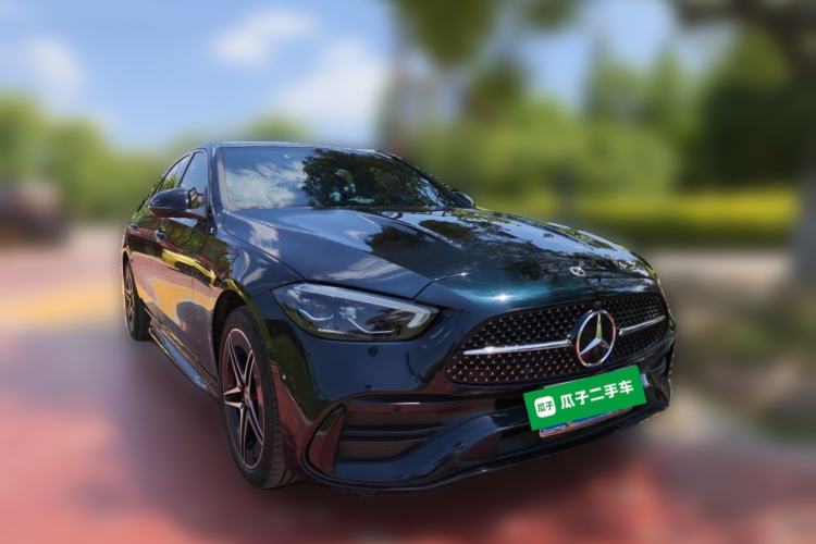 Used Mercedes-Benz C-Class 2023 Restyled C 260 L Night Edition Sports Version Front Right 45 Deg