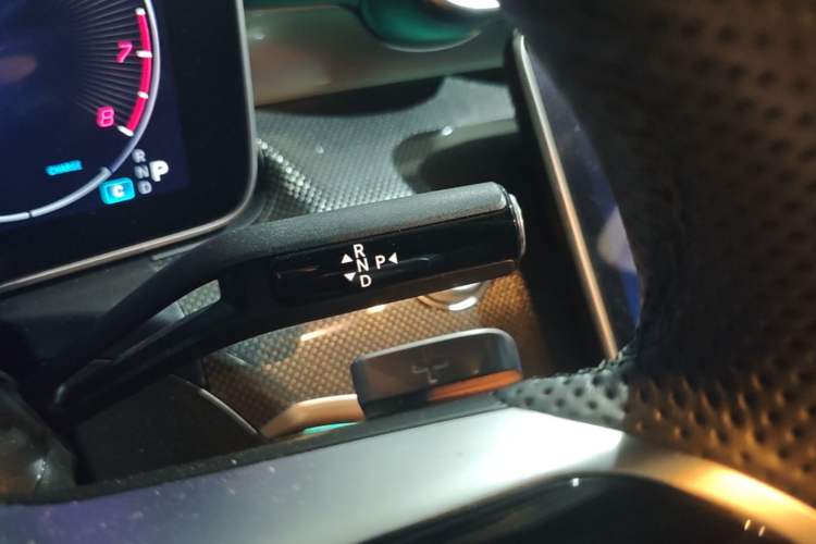 Used Mercedes-Benz C-Class 2023 Restyled C 260 L Sport Edition Gear Lever