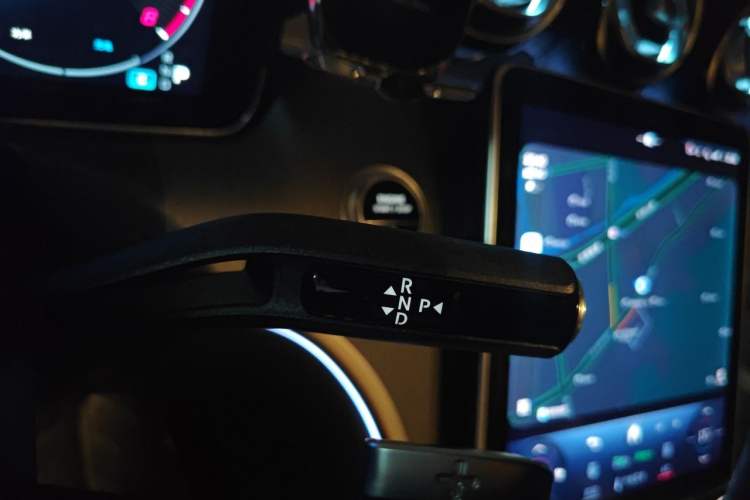Used Mercedes-Benz C-Class 2023 Restyled C 260 L Night Edition Sports Version Gear Lever