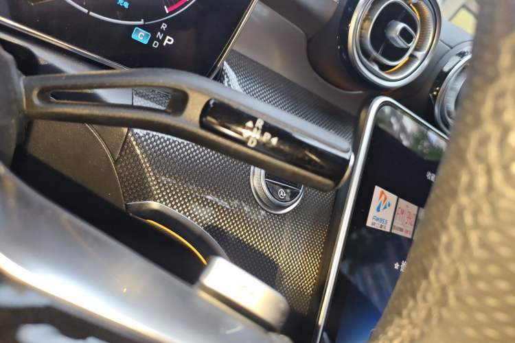 Used Mercedes-Benz C-Class 2023 C 260 L Sport Edition Gear Lever