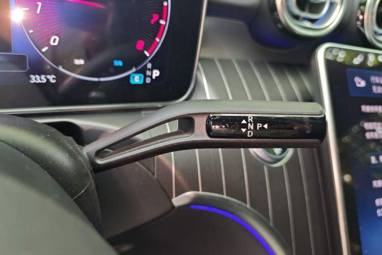 Used Mercedes-Benz C-Class 2023 Restyled C 260 L Sport Edition Gear Lever