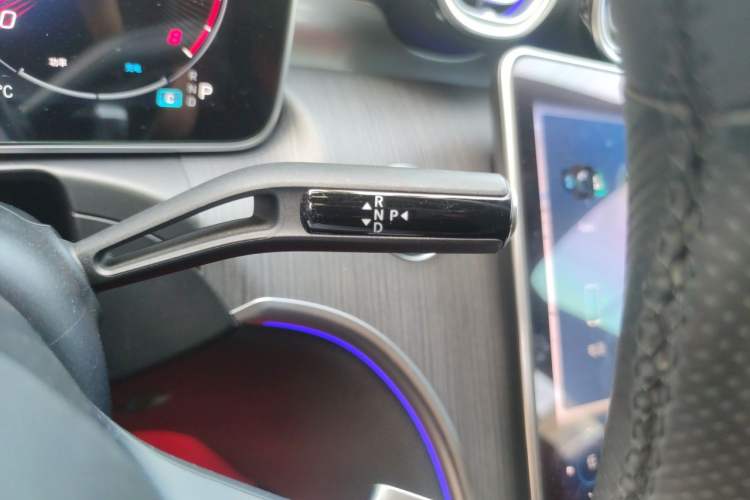 Used Mercedes-Benz C-Class 2023 C 260 L Sport Edition Gear Lever