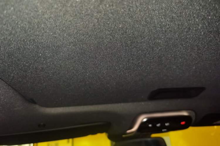Used Mercedes-Benz C-Class 2023 C 200 L Sport Edition Headliner