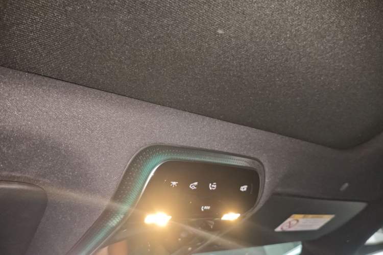 Used Mercedes-Benz C-Class 2023 Restyled C 260 L Sport Edition Headliner