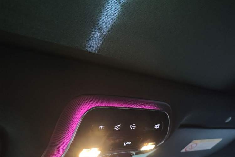 Used Mercedes-Benz C-Class 2023 C 260 L Sport Edition Headliner