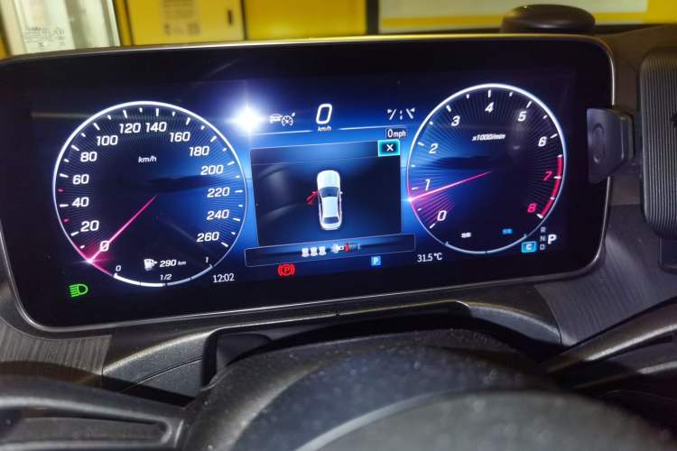Used Mercedes-Benz C-Class 2023 C 200 L Sport Edition Instrument Cluster