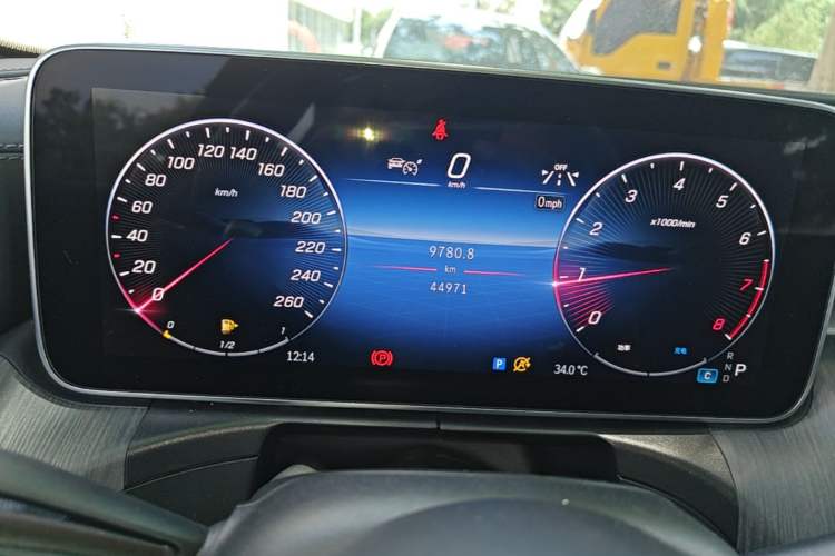 Used Mercedes-Benz C-Class 2023 C 260 L Bright Night Sports Edition Instrument Cluster