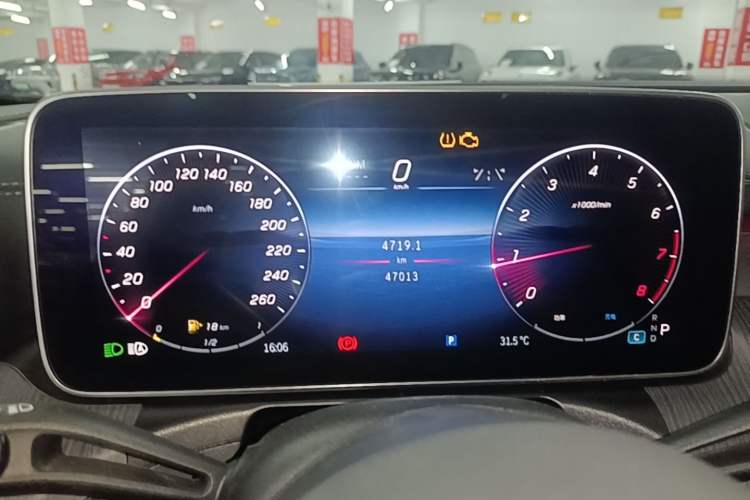 Used Mercedes-Benz C-Class 2023 C 260 L Bright Night Sports Edition Instrument Cluster