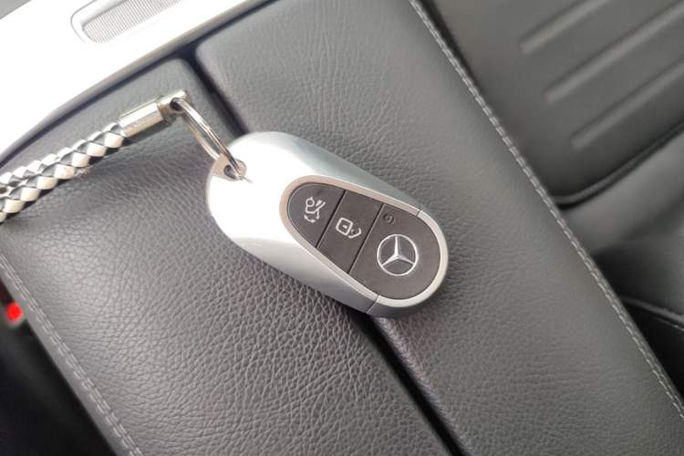 Used Mercedes-Benz C-Class 2023 Restyled C 260 L Sport Edition Interior 1