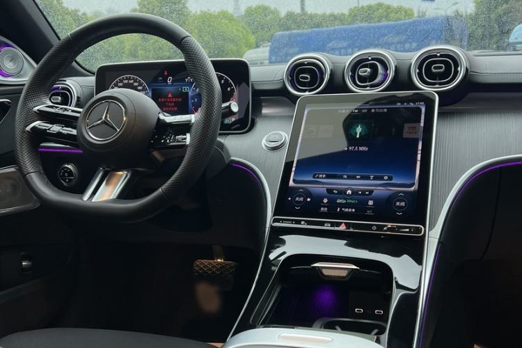 Used Mercedes-Benz C-Class 2023 C 260 L Sport Edition Interior 1