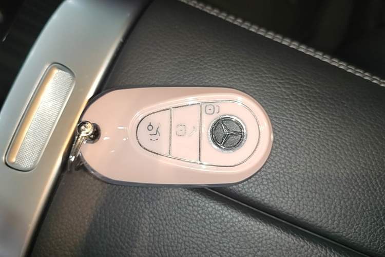 Used Mercedes-Benz C-Class 2023 C 260 L Sport Edition Interior 1