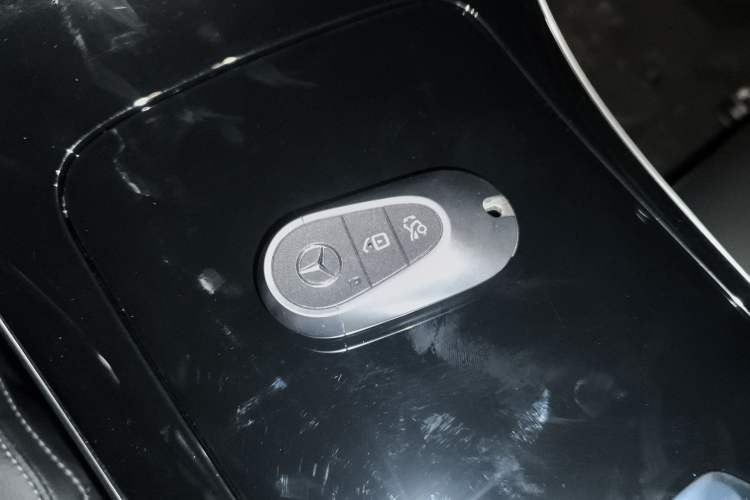Used Mercedes-Benz C-Class 2023 Revised C 200 L Sport Edition Interior 1