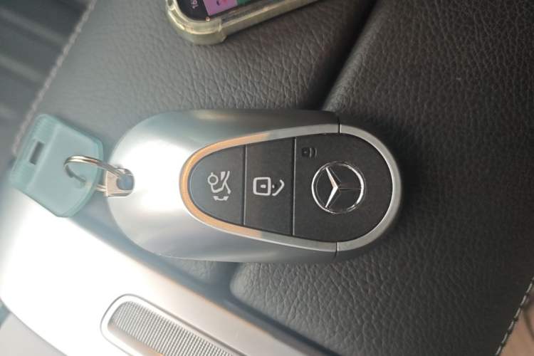 Used Mercedes-Benz C-Class 2023 Restyled C 260 L Night Edition Sports Version Interior 1