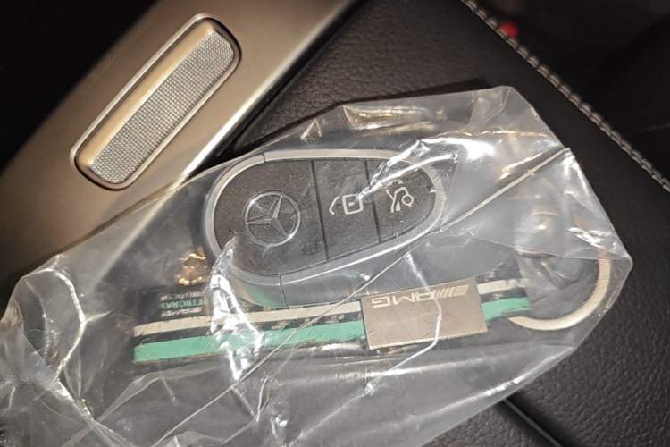 Used Mercedes-Benz C-Class 2023 C 260 L Bright Night Sports Edition Interior 1