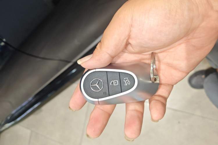 Used Mercedes-Benz C-Class 2023 C 260 L Bright Night Sports Edition Interior 1