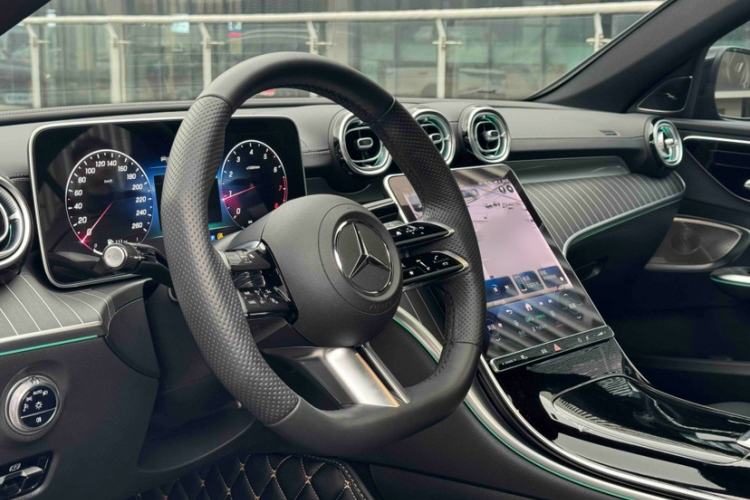 Used Mercedes-Benz C-Class 2023 C 260 L Bright Night Sports Edition Interior 3
