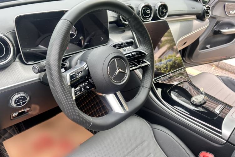 Used Mercedes-Benz C-Class 2023 C 200 L Sport Edition Interior 3