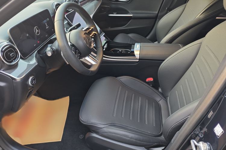 Used Mercedes-Benz C-Class 2023 Revised C 200 L Sport Edition Interior 4